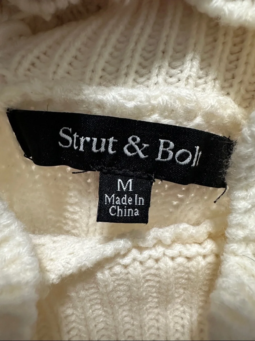 🕯️ Strut & Bolt Peplum Sweater - Picture 4 of 5